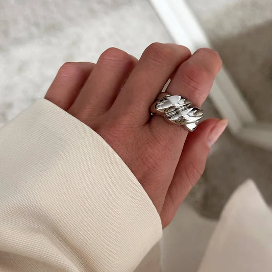 Selene Ring