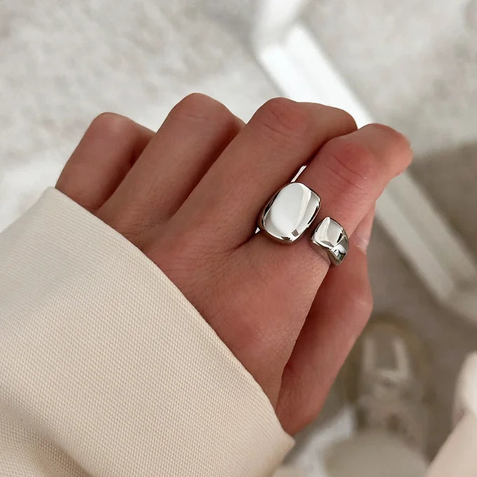 Aura Ring