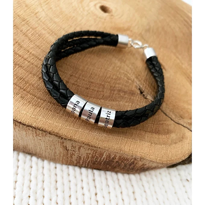 Pulseira couro c/ nomes