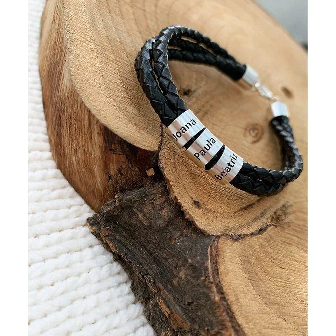 Pulseira couro c/ nomes