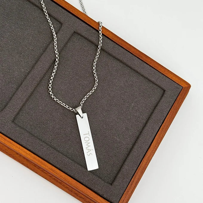 Colar pendente personalizável