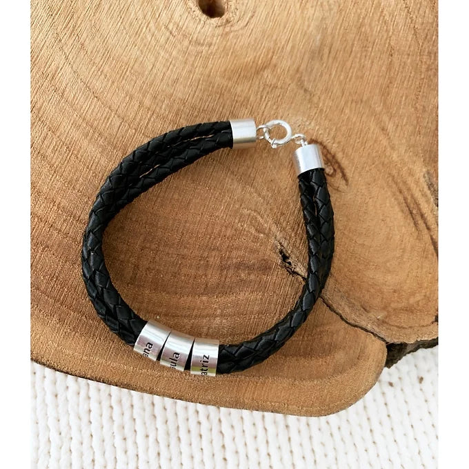 Pulseira couro c/ nomes
