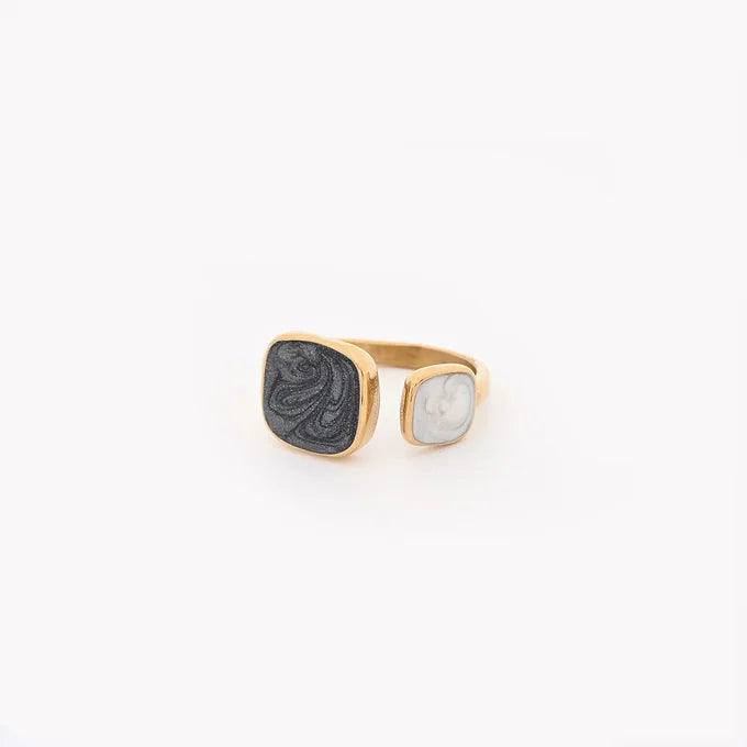 Geometric Color Ring