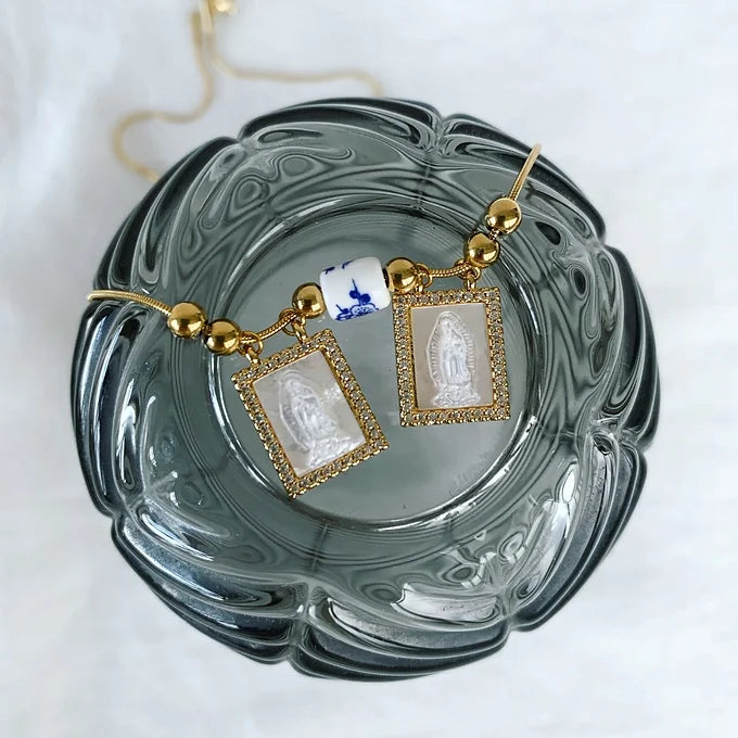 Colar medalhas madrepérola