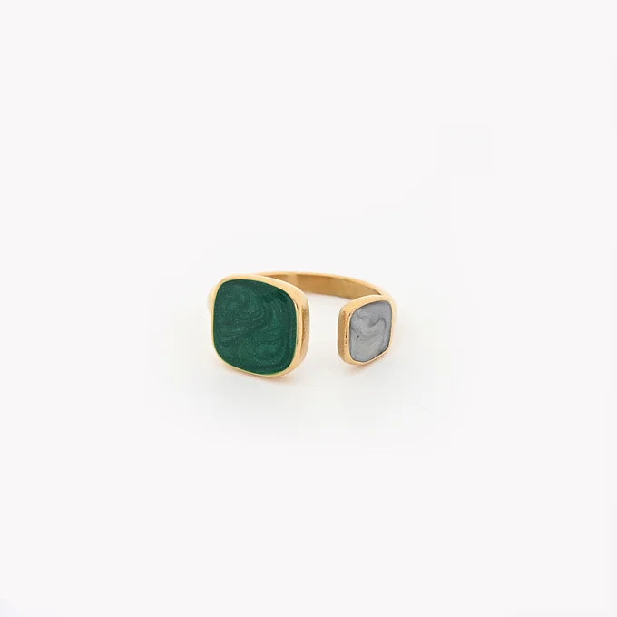 Geometric Color Ring