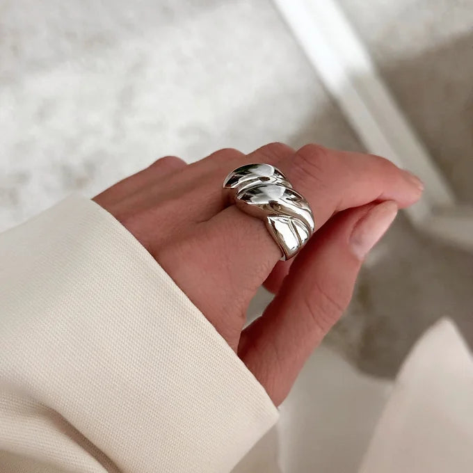 Selene Ring