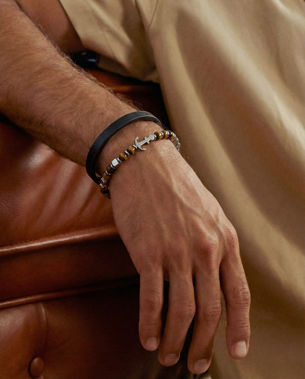 Pulseira couro e pedras naturais