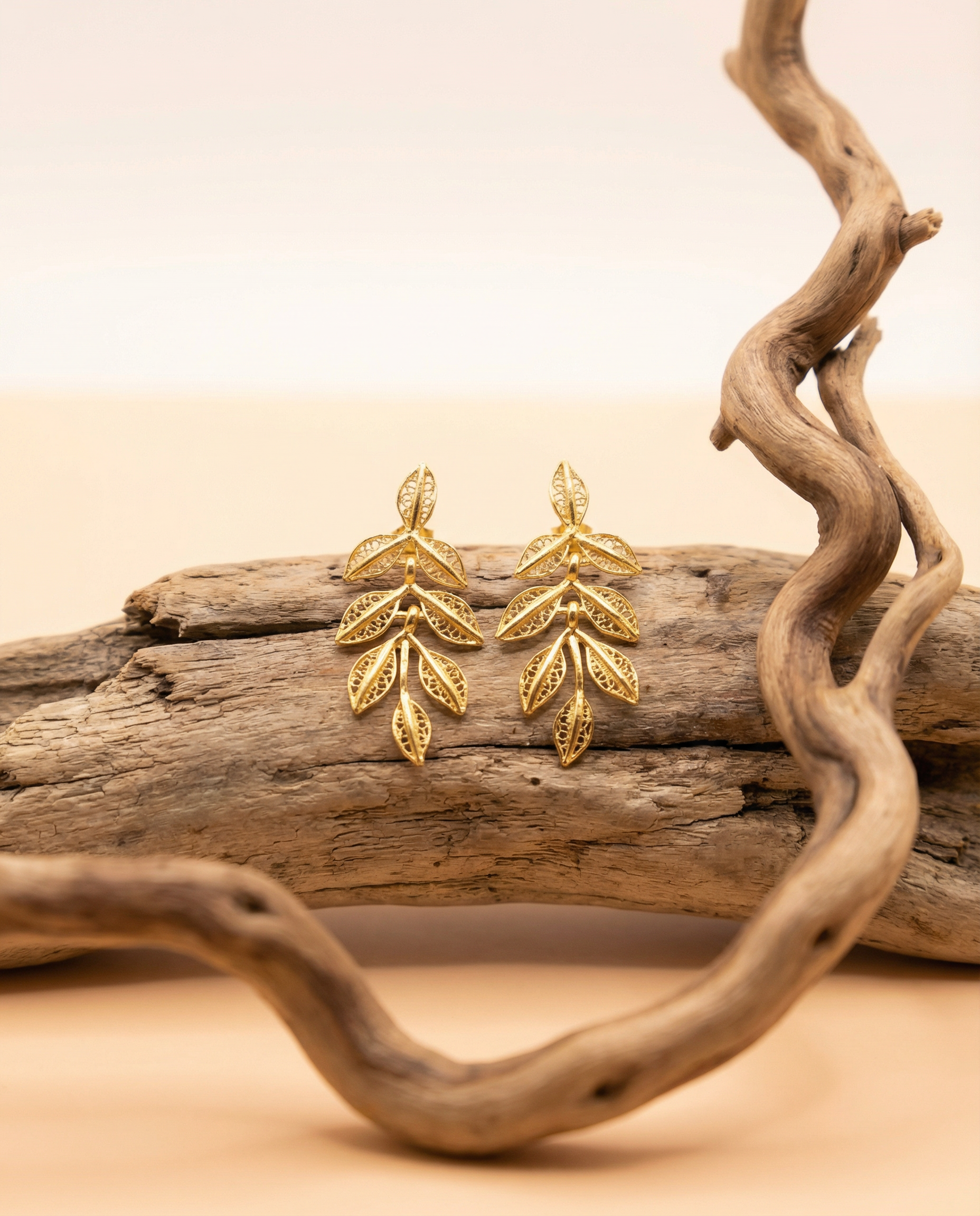 Brincos folhinhas filigrana