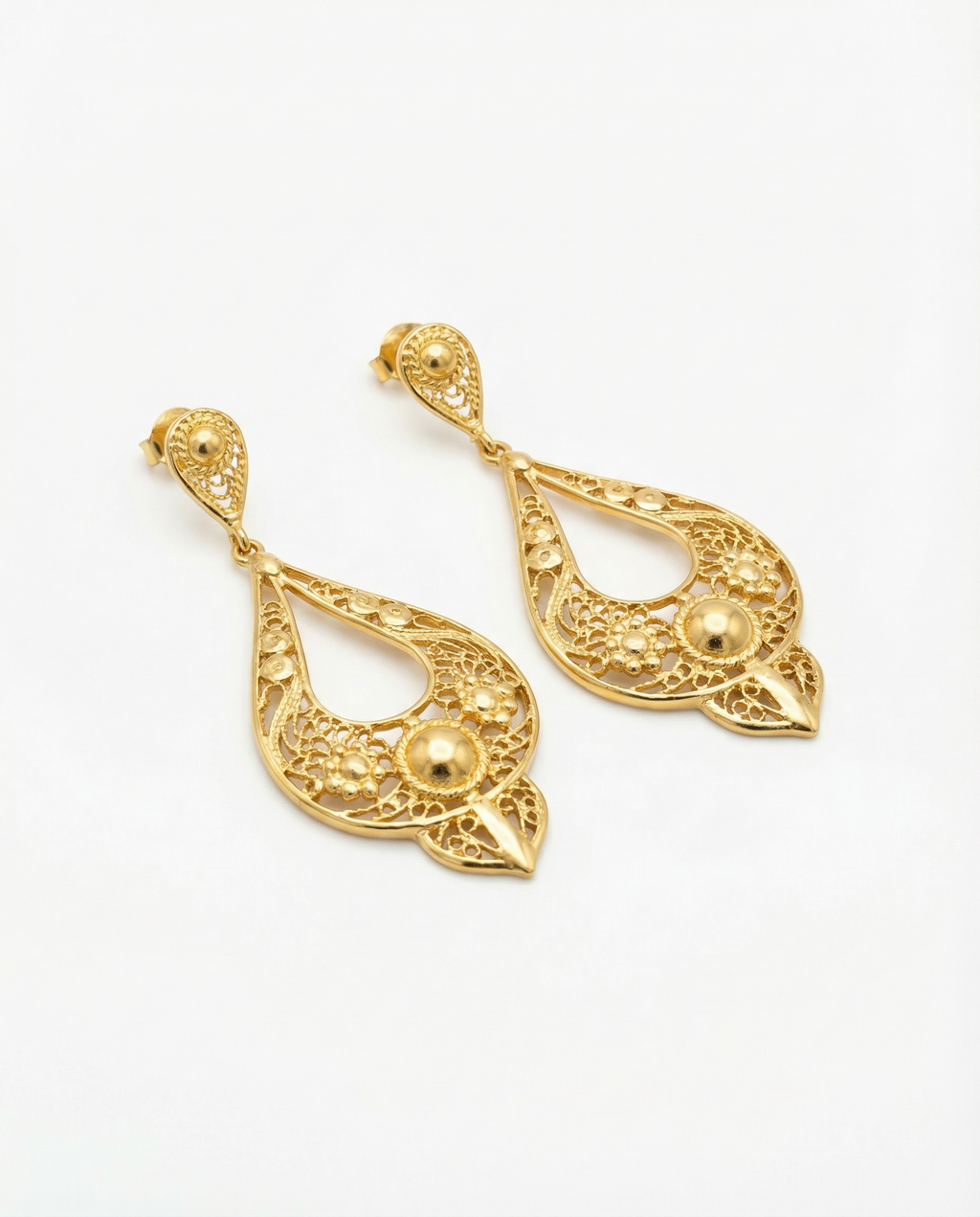 Brincos gota filigrana