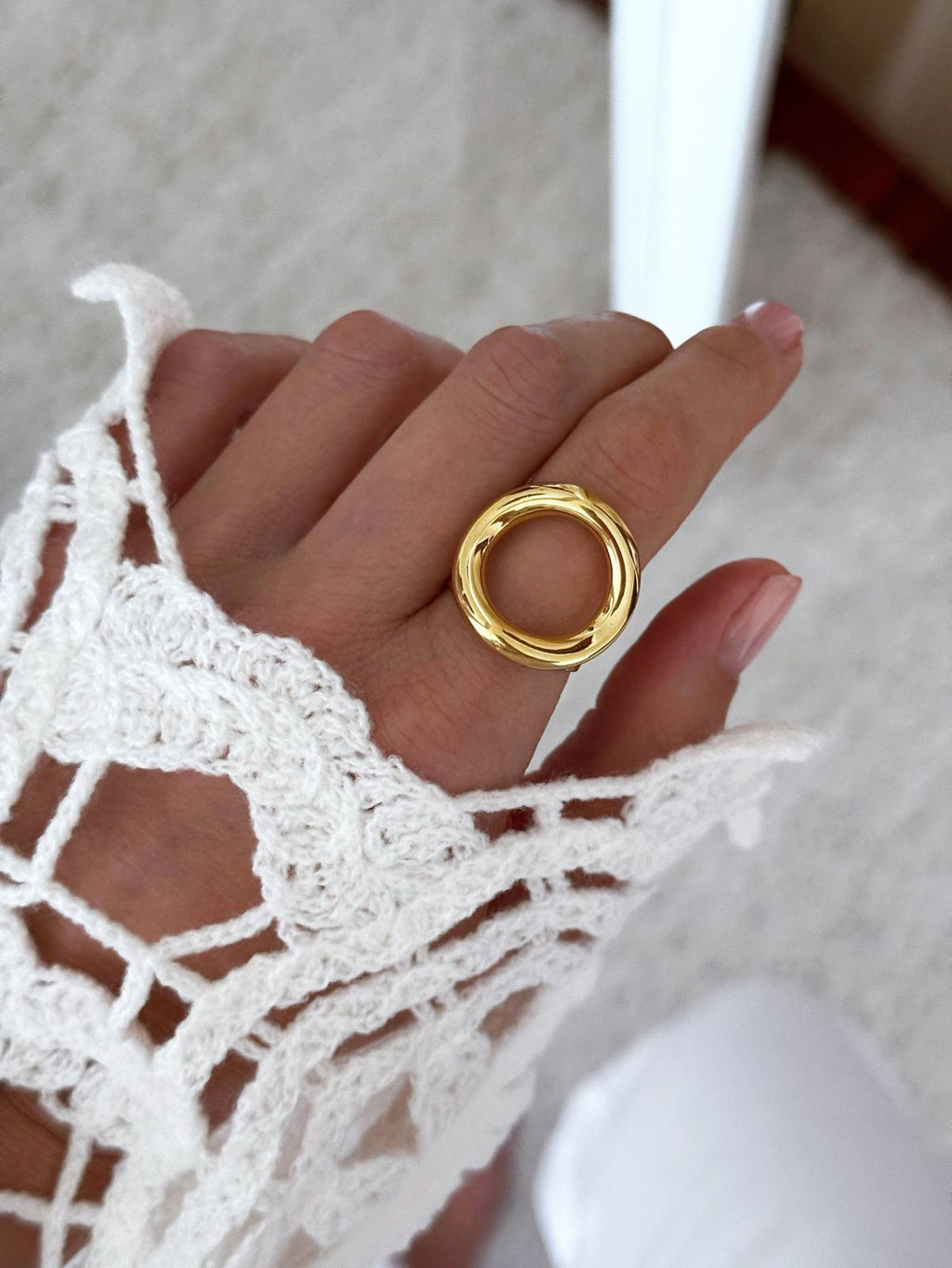 Circle Ring