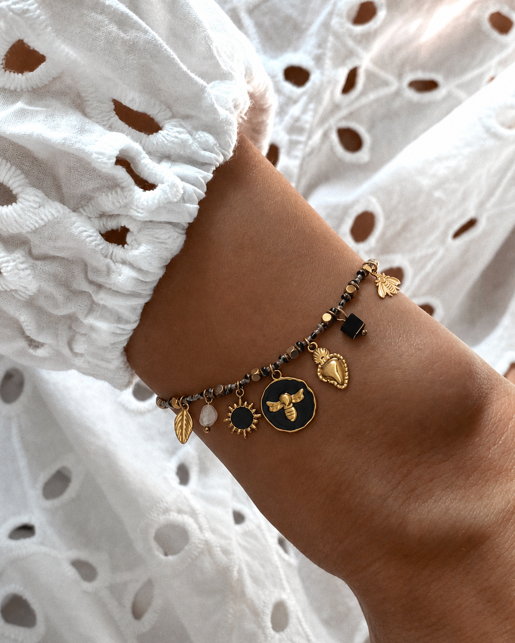 Pulseira abelha