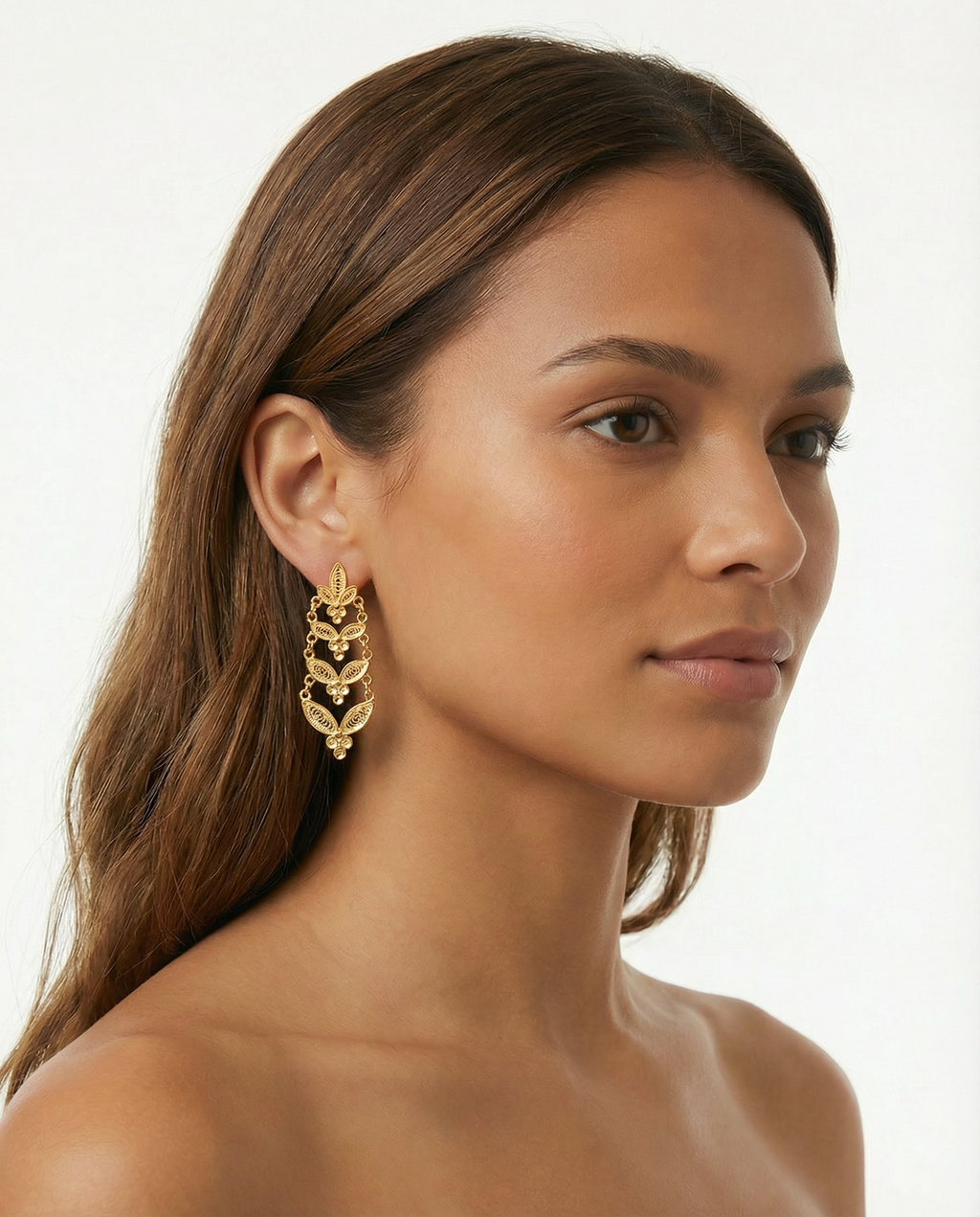 Brincos folhas camadas