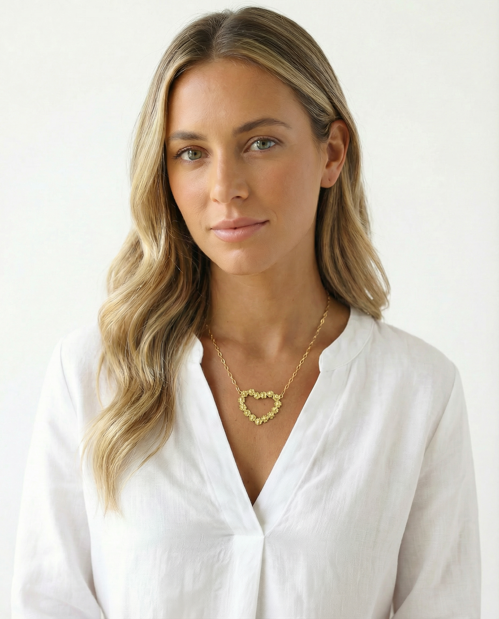 Colar coração flores