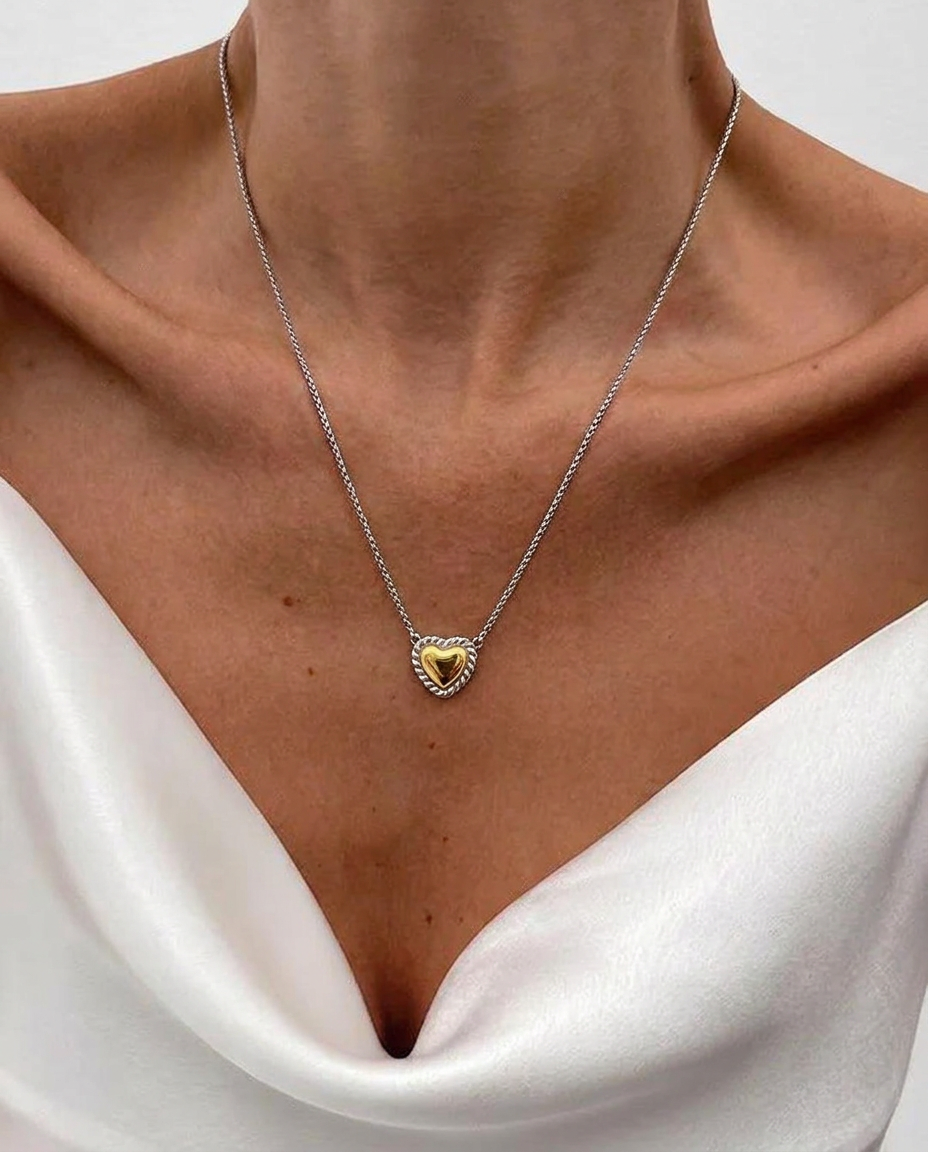 Mini heart Necklace