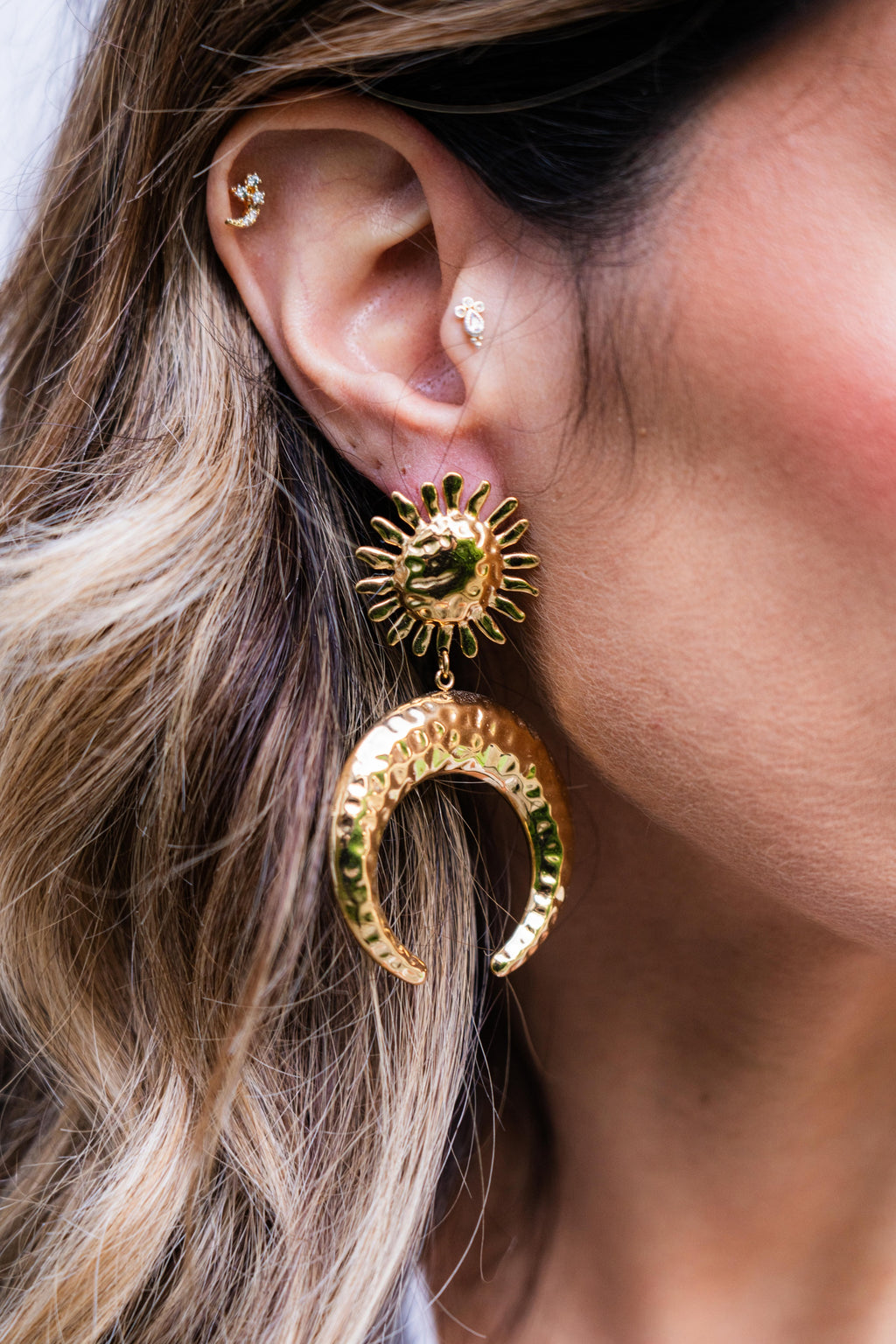 Brincos sol e lua ☀️🌙