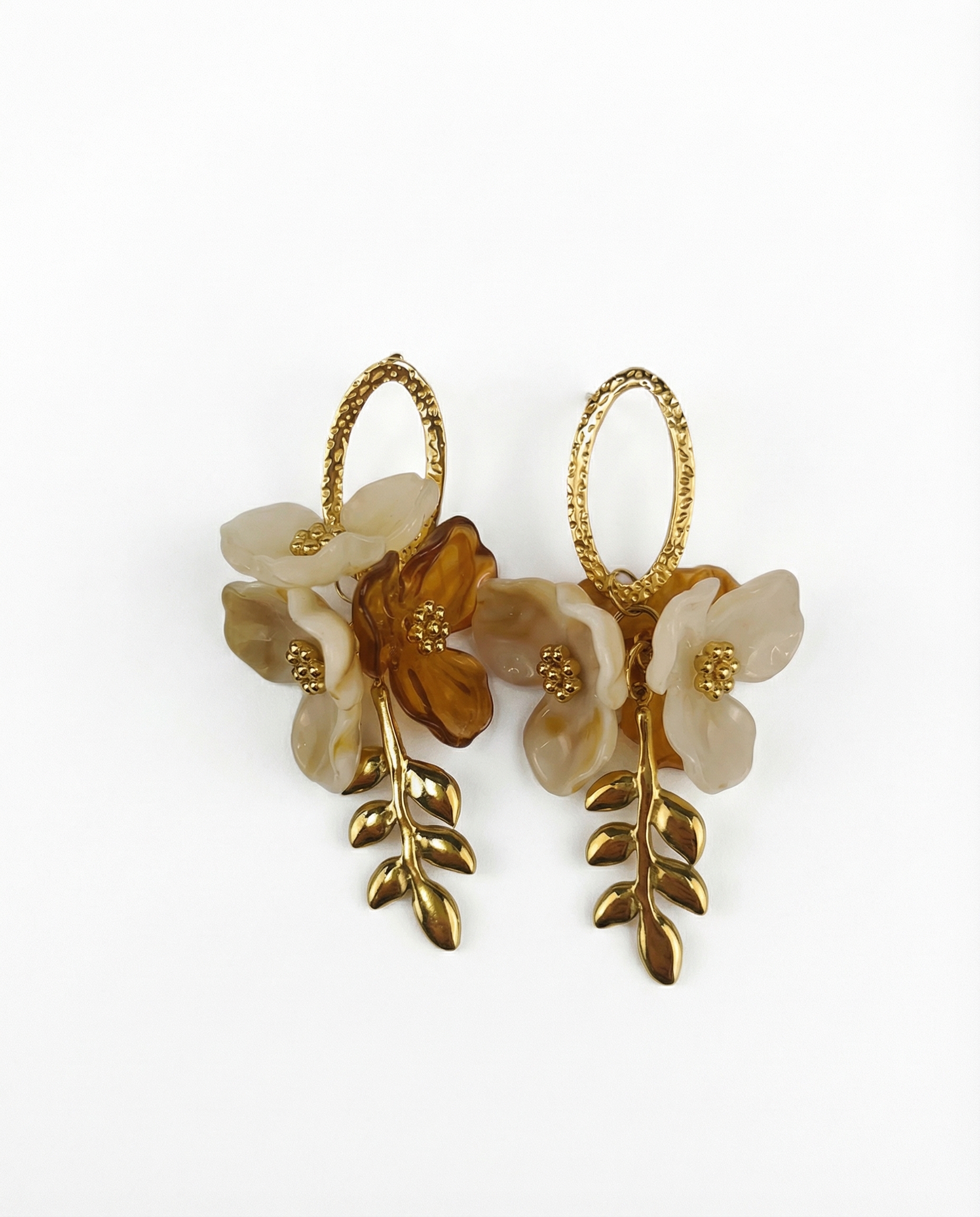 Brincos flores castanho