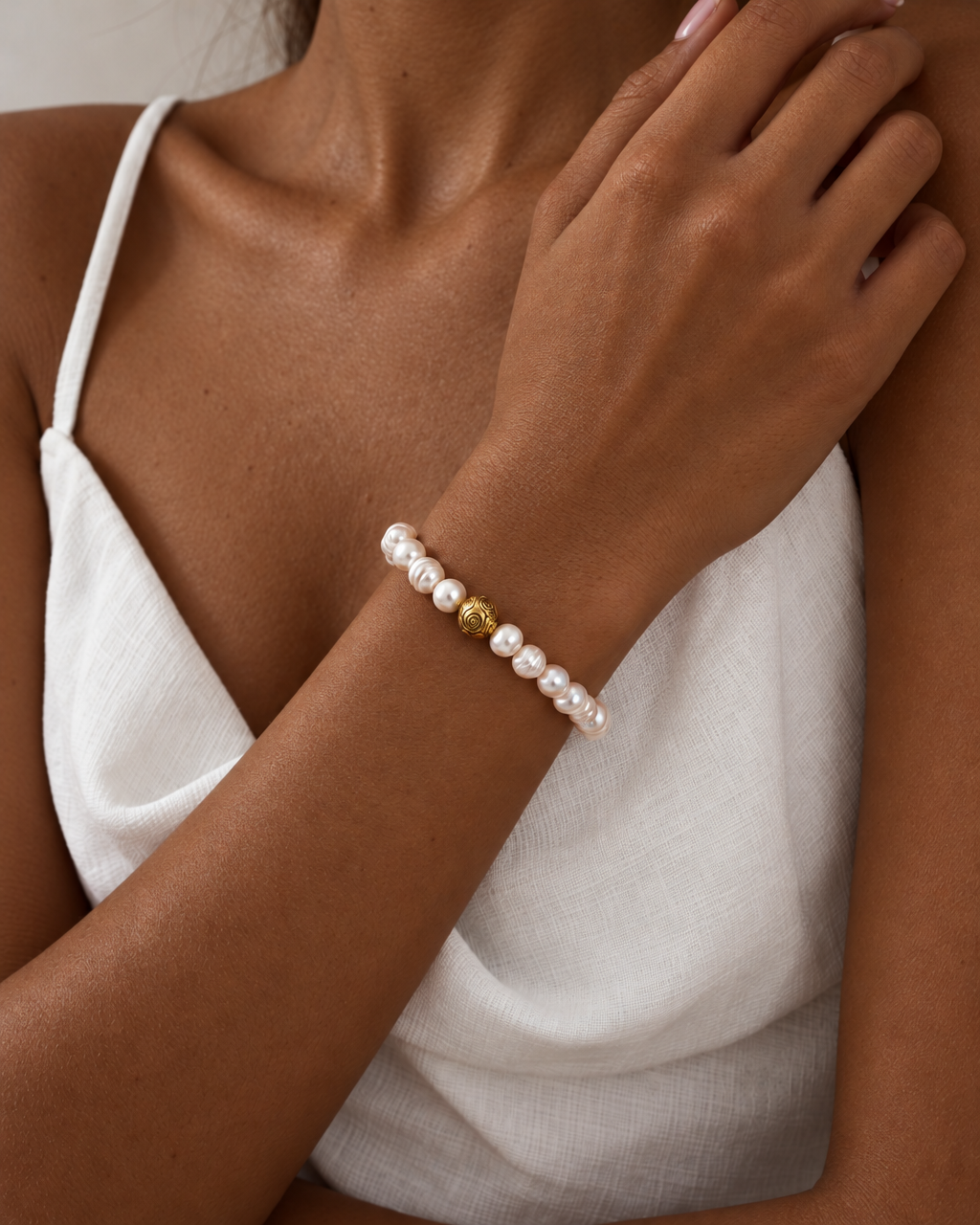 Pulseira elástica pérolas e Conta de Viana