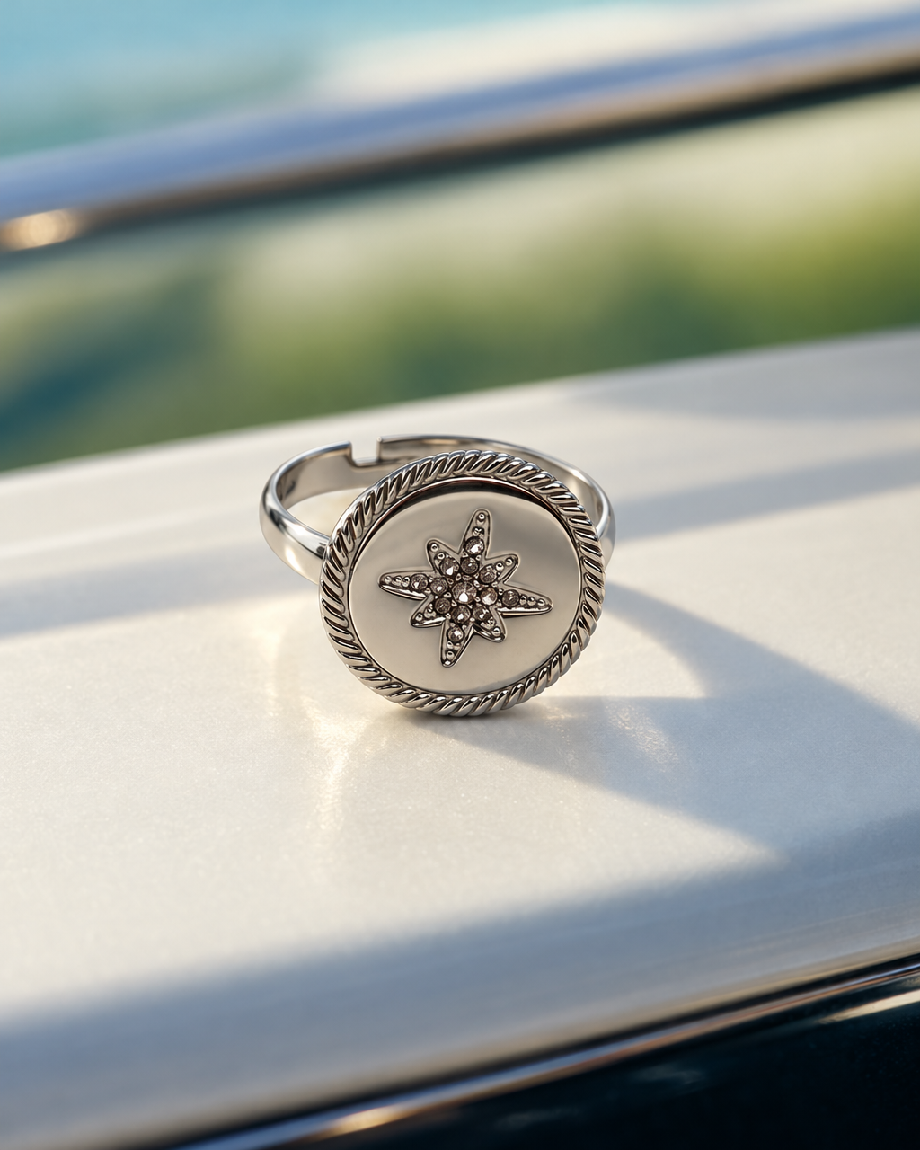 Simplicity Ring